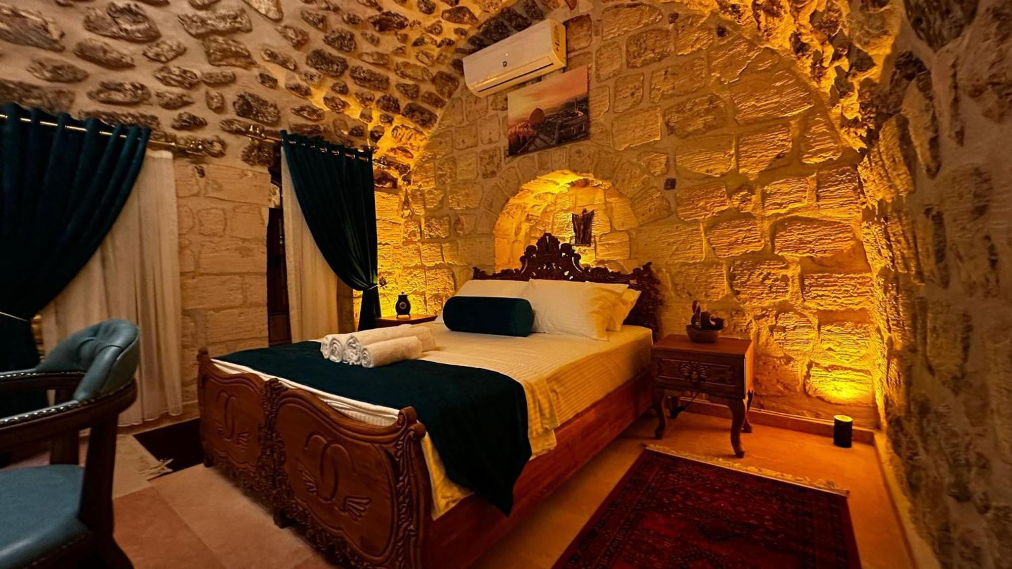 Seyr-I Asur Hotell Midyat Eksteriør bilde