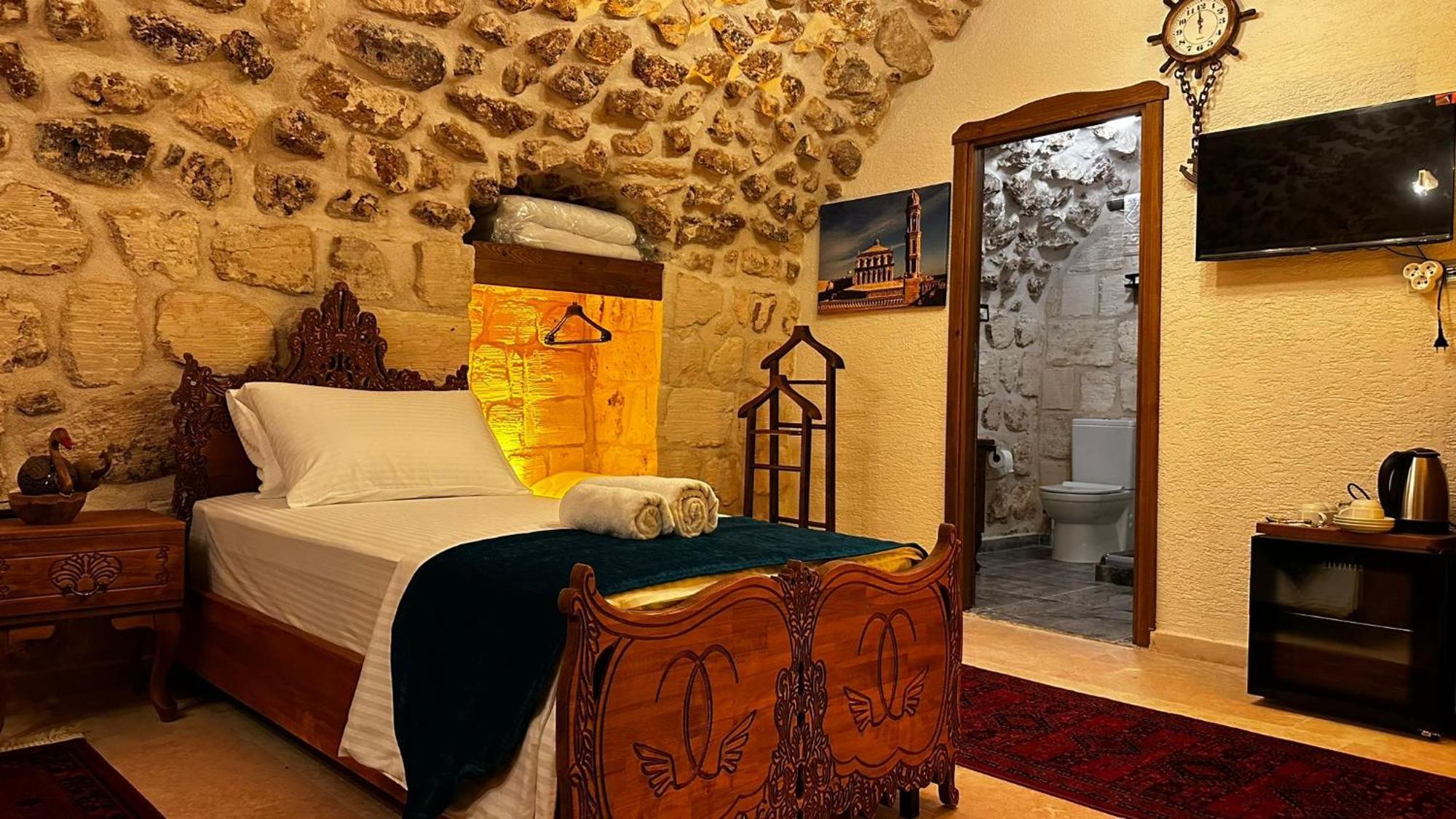 Seyr-I Asur Hotell Midyat Eksteriør bilde
