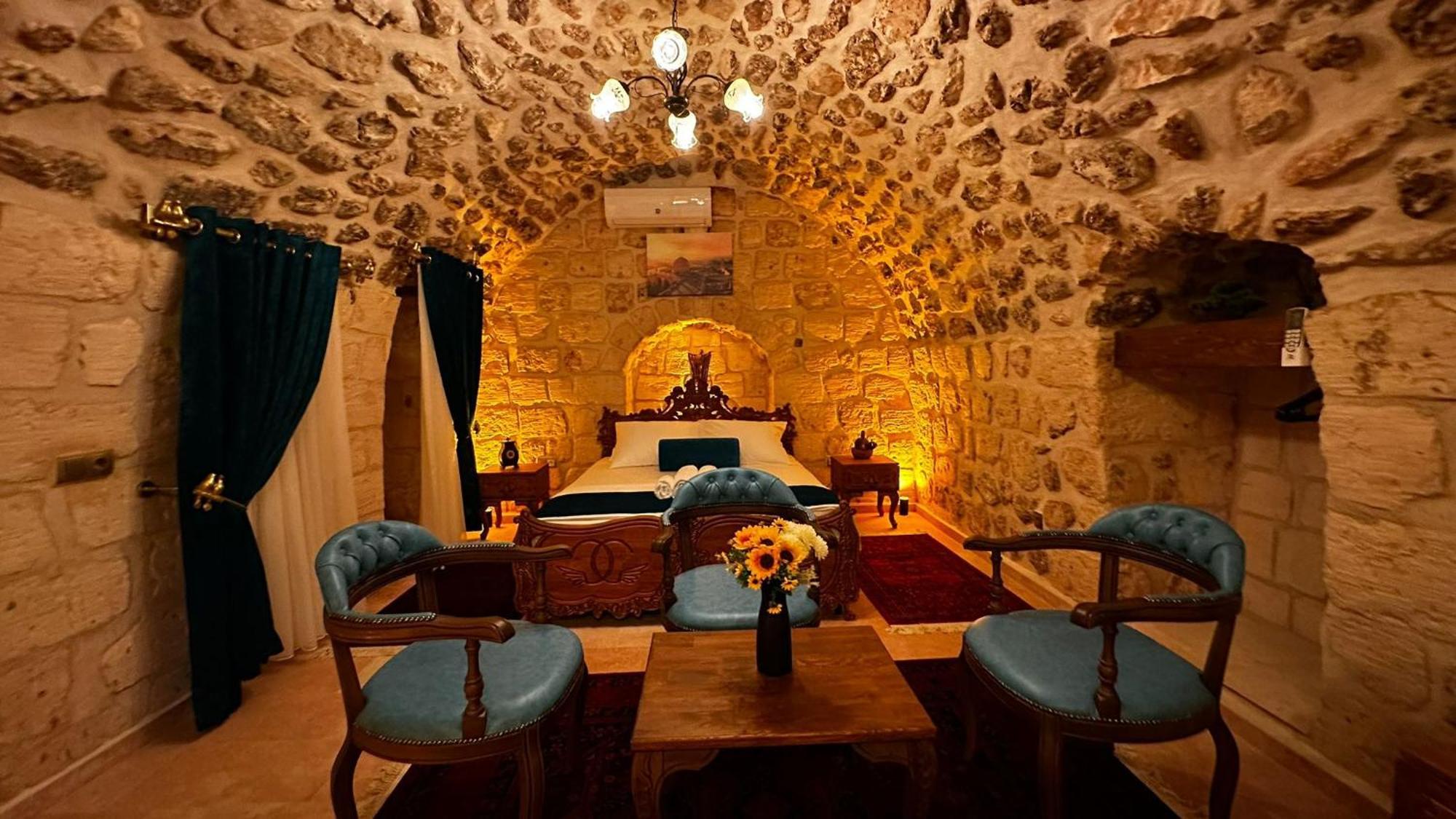 Seyr-I Asur Hotell Midyat Eksteriør bilde